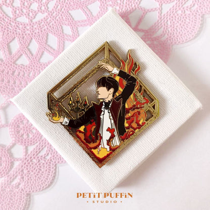 Seungmin - La broche en émail courroucée